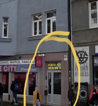 Plaza De Luxe * 브라티슬라바