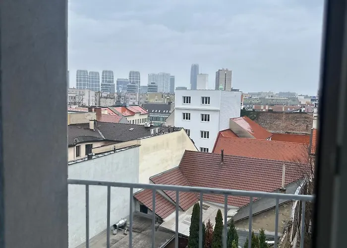 Plaza De Luxe * Pozsony